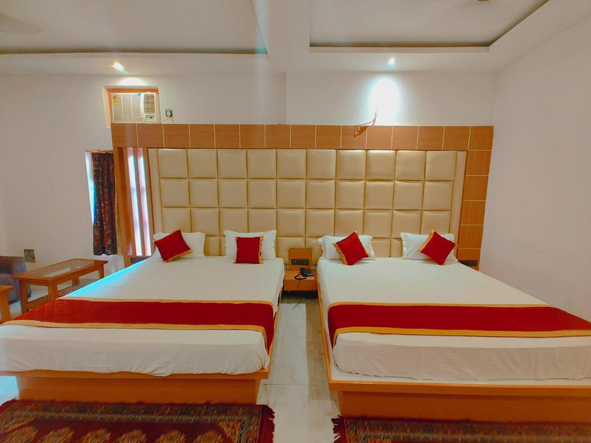 Avadh Sunshine Palace Hotel And Resort Ayodhya Eksteriør bilde