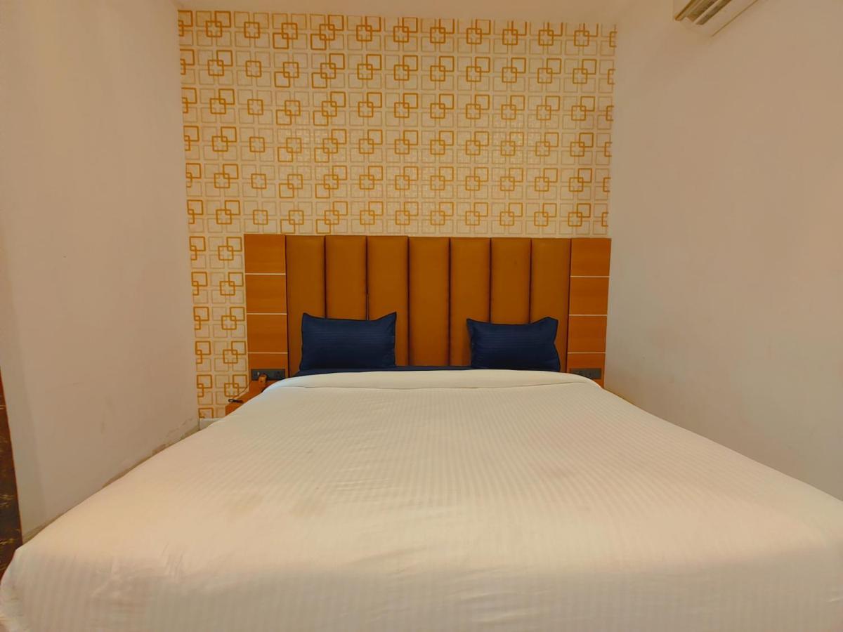 Avadh Sunshine Palace Hotel And Resort Ayodhya Eksteriør bilde