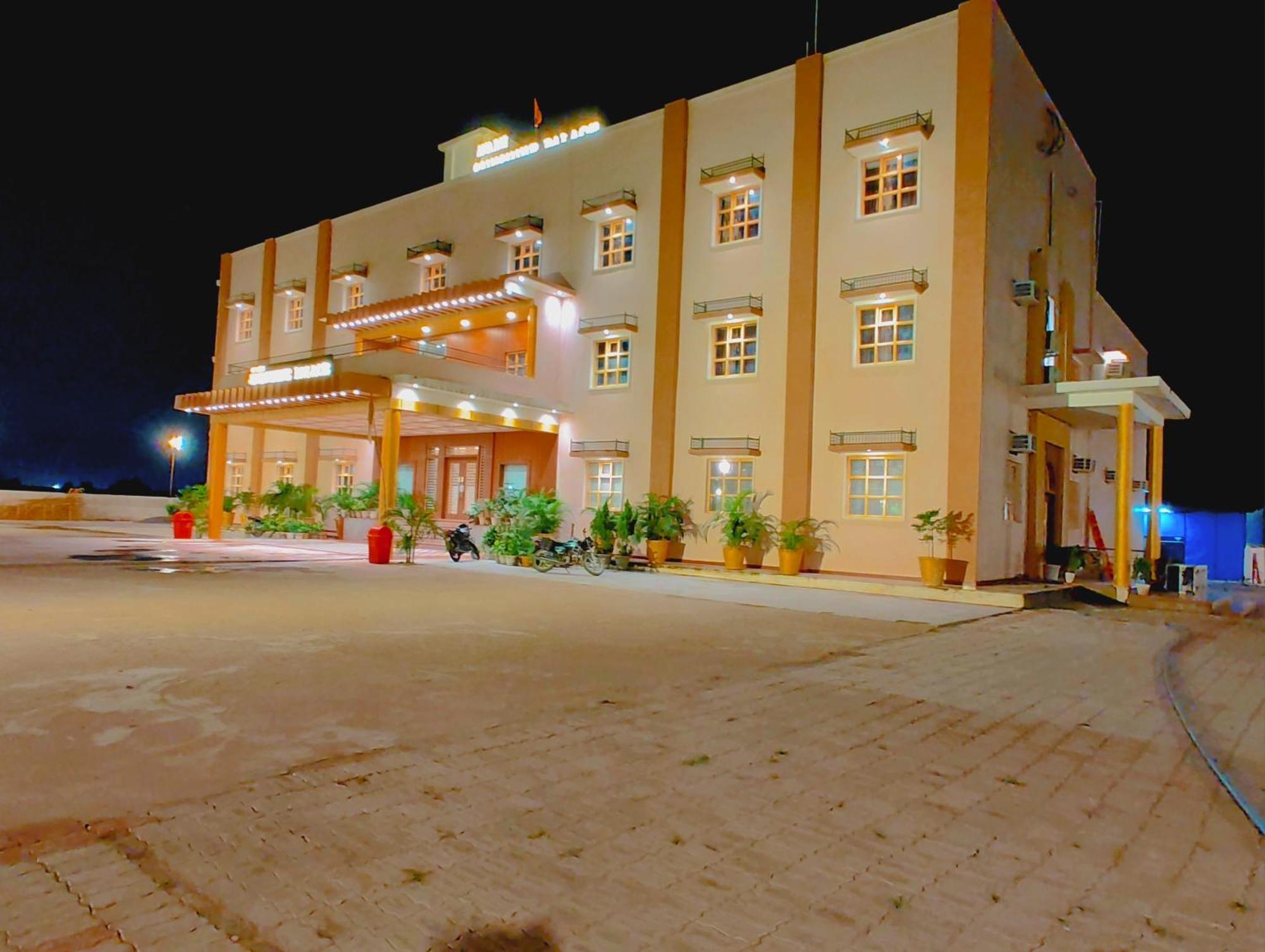Avadh Sunshine Palace Hotel And Resort Ayodhya Eksteriør bilde