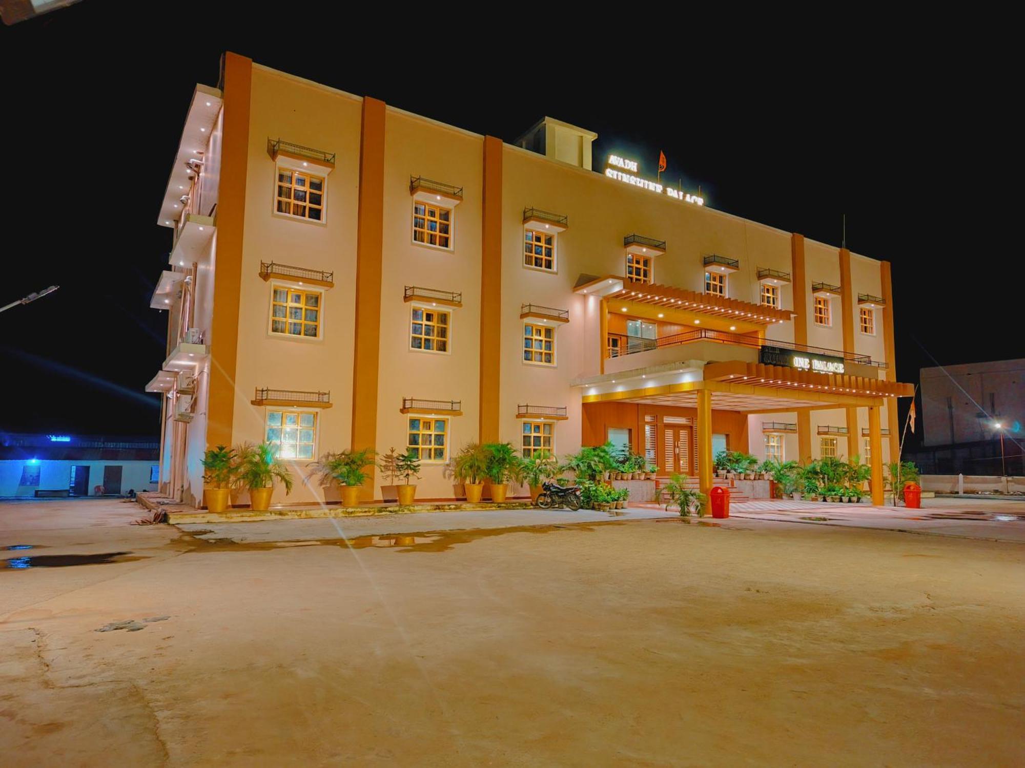 Avadh Sunshine Palace Hotel And Resort Ayodhya Eksteriør bilde
