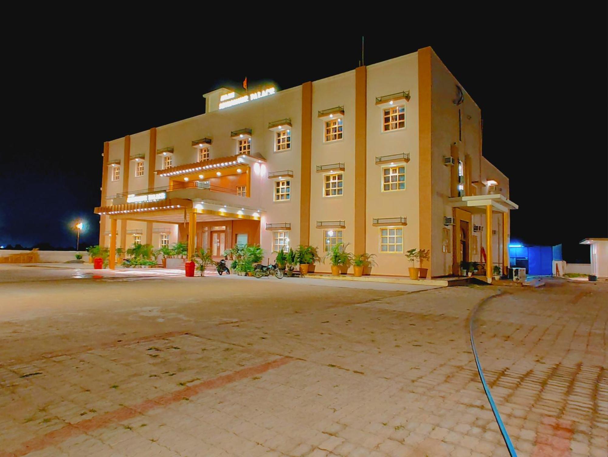 Avadh Sunshine Palace Hotel And Resort Ayodhya Eksteriør bilde