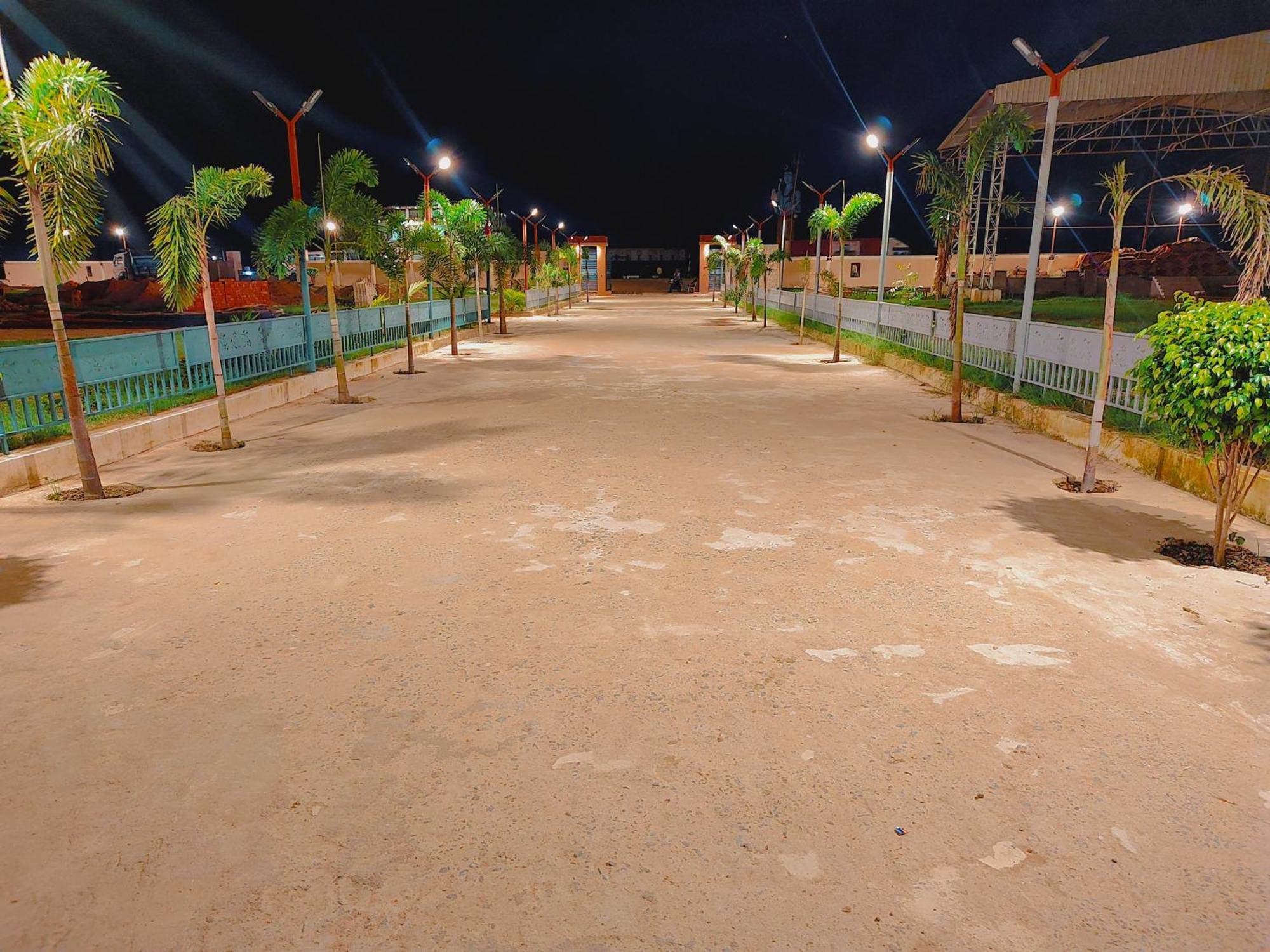 Avadh Sunshine Palace Hotel And Resort Ayodhya Eksteriør bilde