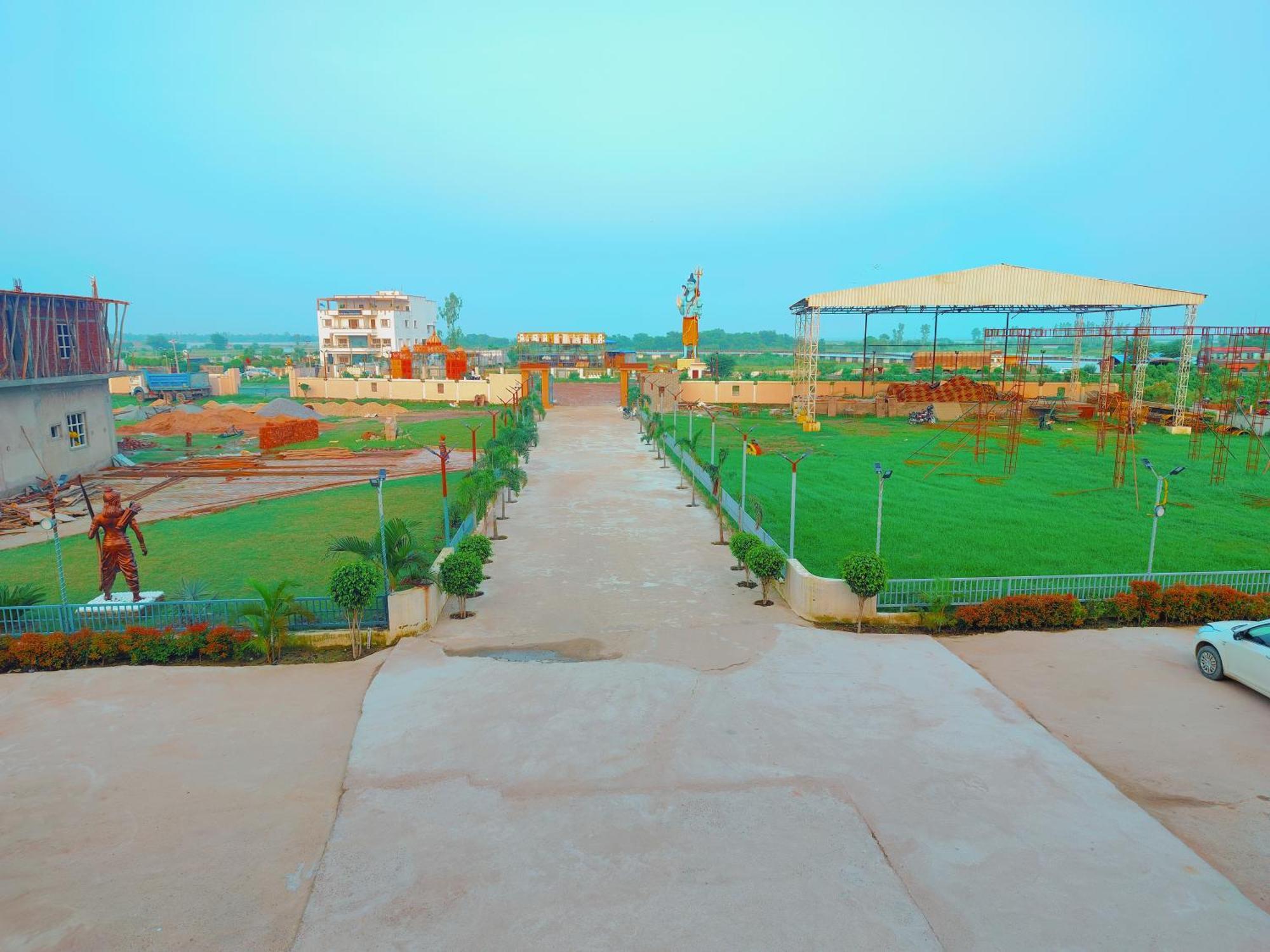 Avadh Sunshine Palace Hotel And Resort Ayodhya Eksteriør bilde