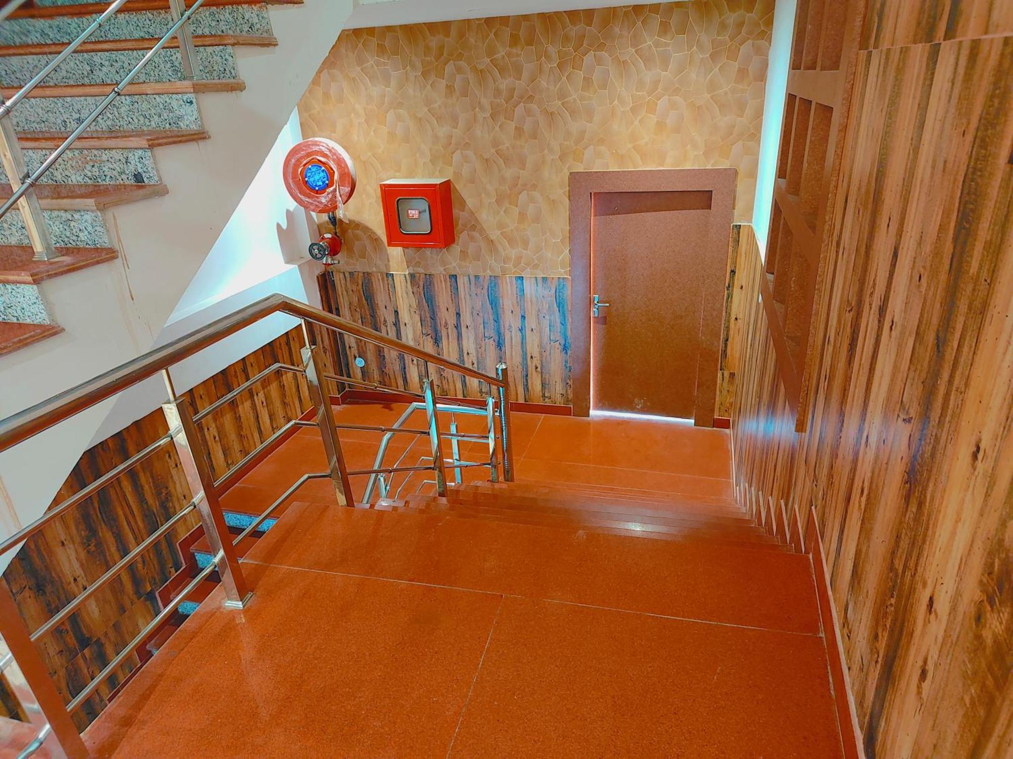 Avadh Sunshine Palace Hotel And Resort Ayodhya Eksteriør bilde