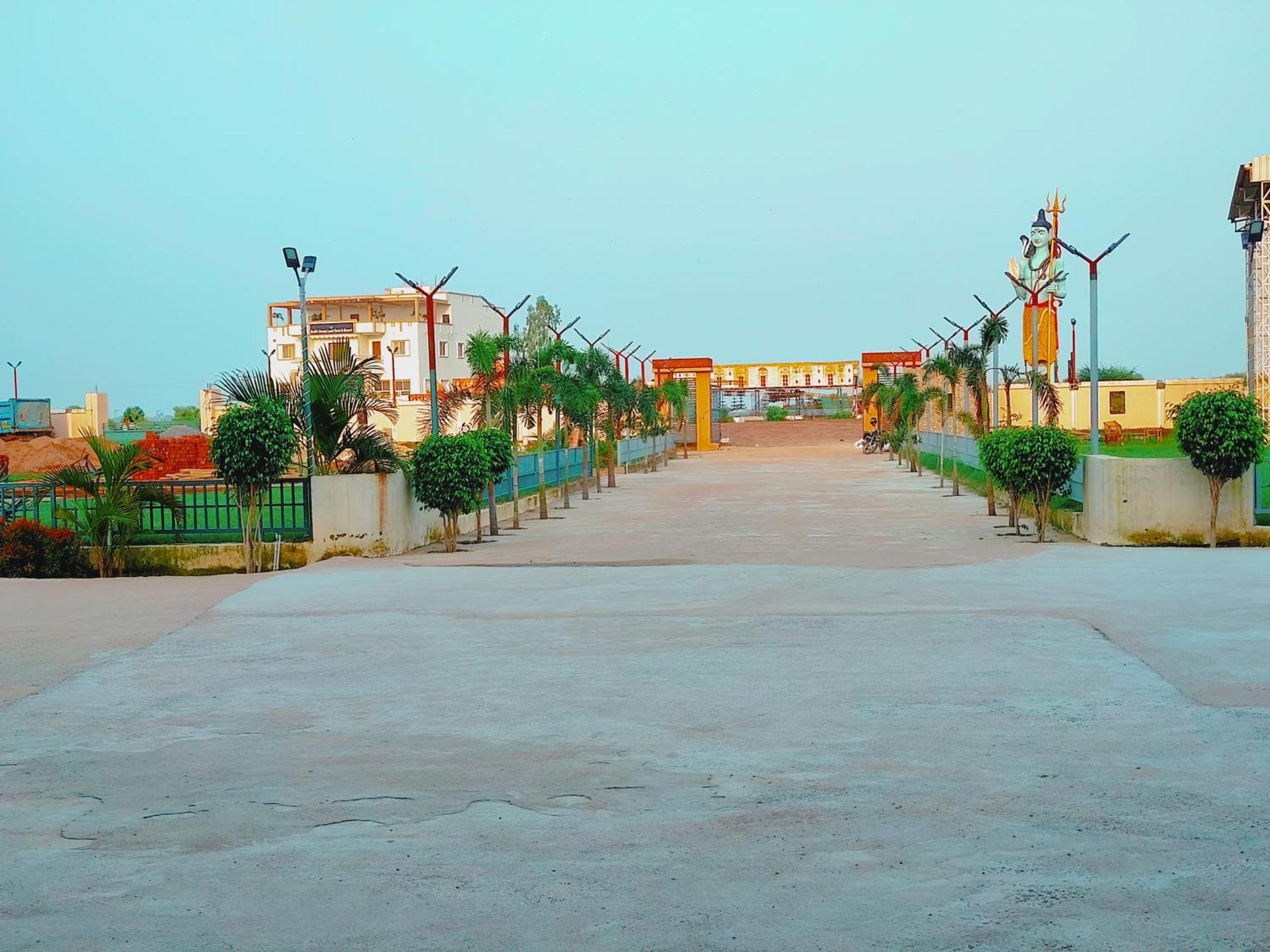 Avadh Sunshine Palace Hotel And Resort Ayodhya Eksteriør bilde