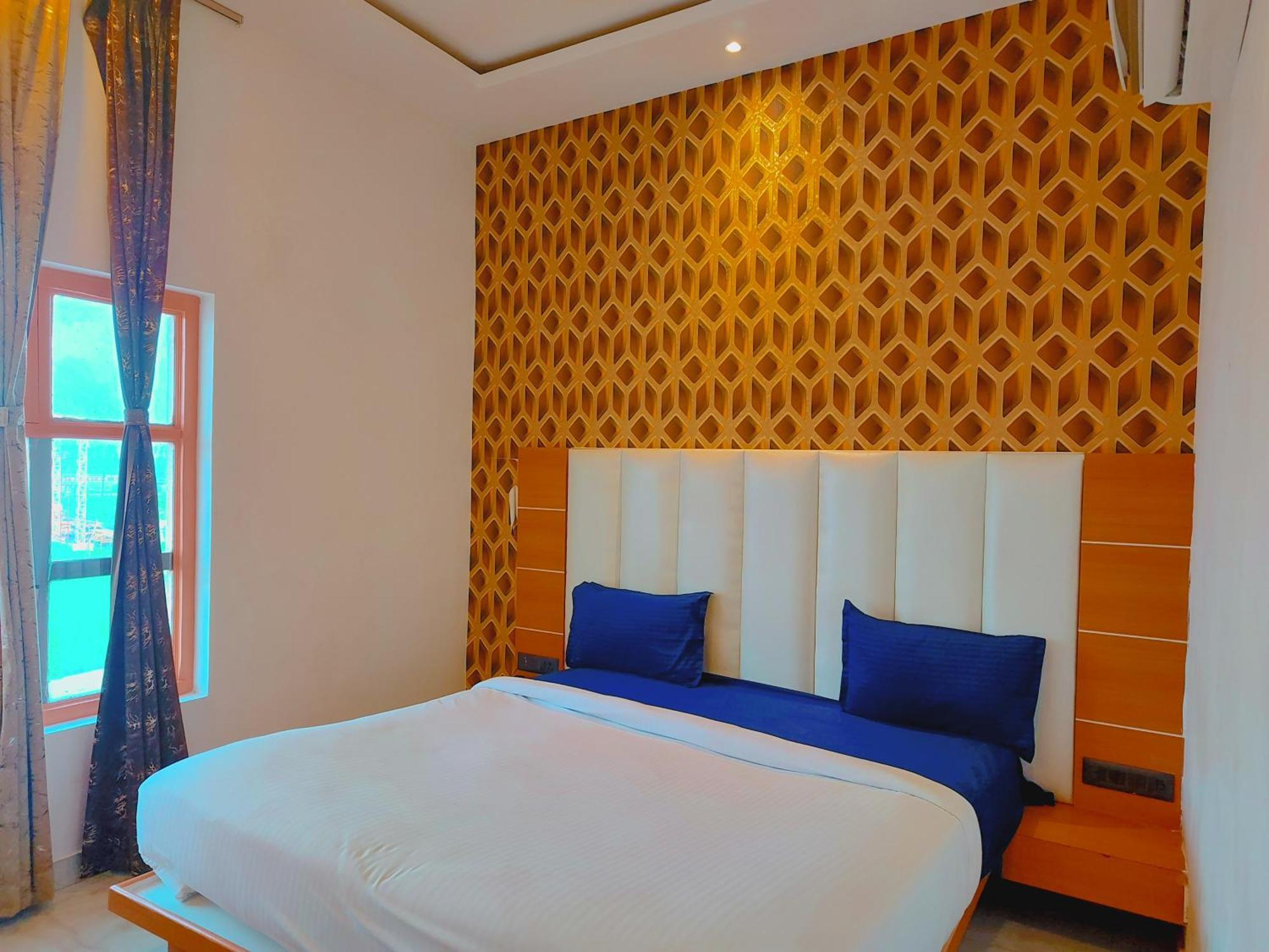 Avadh Sunshine Palace Hotel And Resort Ayodhya Eksteriør bilde
